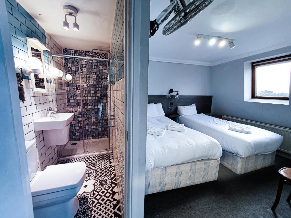 Plaza Hotel London Exterior photo